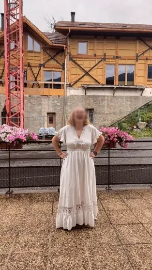 Anja, 28