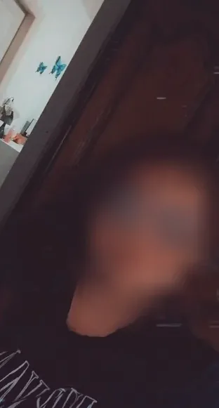 Elena, 25