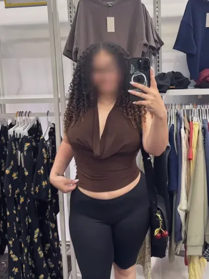 Emily, 30