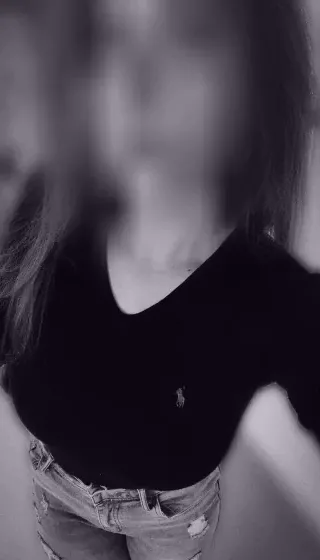 Marina, 26