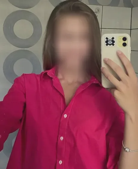 Selin, 27